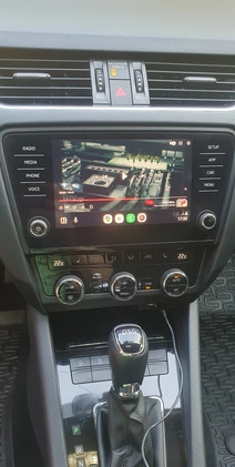 Skoda Octavia cena 64200 przebieg: 143190, rok produkcji 2017 z Błonie małe 254